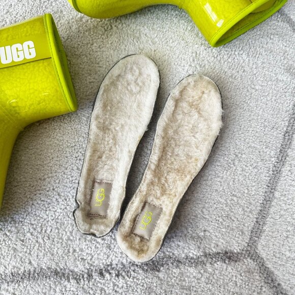 UGG Women’s Clear Mini Boot Neon Yellow Waterproof Rain Booties Sz 7 - Picture 4 of 7